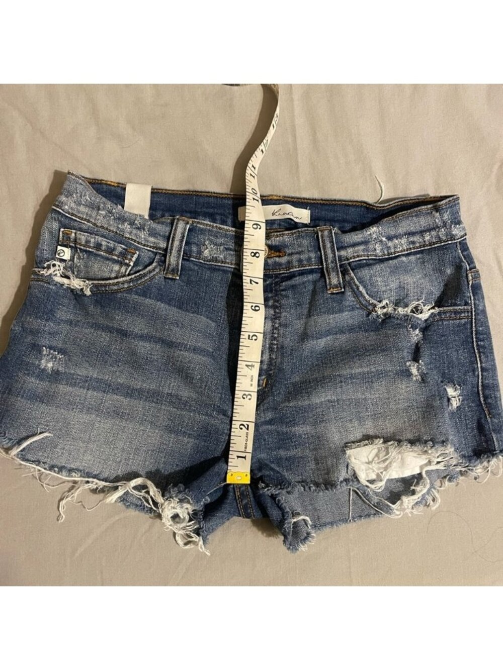 Women Shorts - Picture 3 of 5